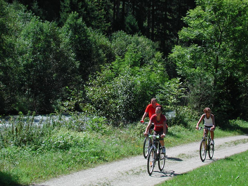 Appartementhaus Sporthotel Moelltal Flattach Exterior foto